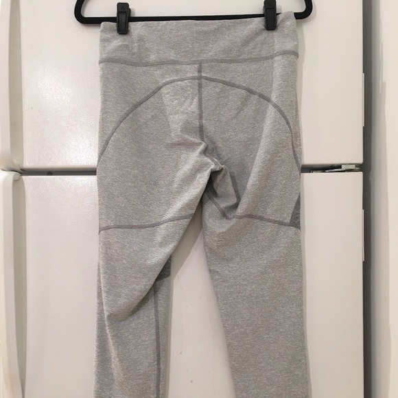 Outdoor Voices Gray Two-Tone Leggings Size Large - Picture 7 of 8